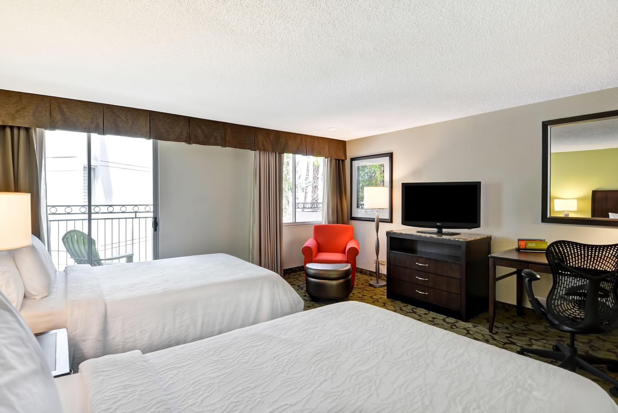 Hilton Garden Inn Phoenix Midtown Екстериор снимка